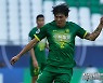 토트넘, 김민재 1월 영입 현실적 불가능 이유.. '홈그로운 위반 우려'