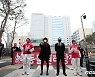 법원 앞에서 목소리 높이는 동물권리장전