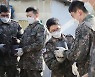 "홀몸 어르신들 따뜻한 겨울 나세요"