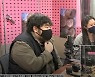 문소리 "박하선♥류수영 부부도 사는 게 되게 특이해" ('씨네타운')