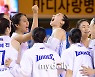 청주 리포트: 박지수 극복한 우리은행, 박혜진 결정적 연속 6득점