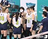 작전 지시하는 이도희 현대건설 감독