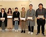 64세 동시 당선자 "20년 생선 팔던 나, 문학이 살아가게 했다"