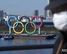 멈추지 않는 코로나 여파에..日, 공식 부인에도 도쿄올림픽 취소설 '확산'