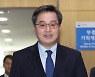 [이슈레터] '흙수저 신화' 김동연, 여야 러브콜 왜 마다할까