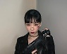 태연, 카리스마 여전사 변신..강렬 분위기+치명적인 미모