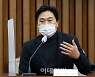 [포토]'질의에 답하는 이종배'