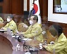[포토]코로나19 대응 중대본 회의, 정세균 총리 모두발언