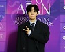 김재환' 롱코트로 멋냈어요' [MK포토]