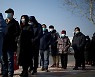 코로나 확산 방지 위해 항문 검사까지 하는 중국