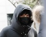 에이티즈 윤호 '심쿵 눈맞춤'
