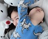 '이필모♥' 서수연, 깔리고 눌리고.. '아들맘'의 현실 육아 "밑에 저 있거든요"
