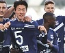 황의조, 유럽 무대 '첫 멀티골'.."의조! 의조!" 환호