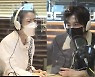 '두데' 유노윤호 "안영미 머리 따라해..팜므파탈 매력"