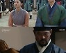 "내 사람이니까"..'암행어사' 김명수, 권나라 구하려 고군분투