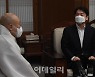 [포토]'원행스님과 환담하는 안철수 대표'