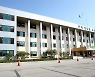 충북, 무상 교복·급식·교과서..코로나 시대 무상 교육 존재감 커져