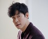 '경이로운 소문' 유준상 "39살 역할 아파도 아픈 척 못해..몸 만들기 집중"[인터뷰]