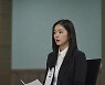 '더블패티' 아이린 스크린 데뷔..앵커 지망생 변신