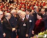 베트남 권력 서열 1위 응우옌푸쫑 서기장, 3연임 유력(상보)