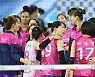 [포토] 흥국생명 핑크 스파이더스, 3-2 승리의 기쁨!