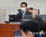 유기홍 "등교수업, 더 미룰 수 없다..교육종사자 백신 조기접종 필요"