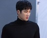 안보현, 잘생김엔 끝이 없다..프로필 사진의 정석 [★SHOT!]