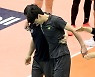 송준호,'고통에 얼굴 찡그리며' [사진]