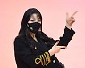 [ST포토] 치어리더 '귀여운 손가락총'