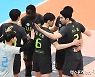 현대캐피탈 '서로를 다독이며'[포토]