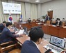 민주, 4차 재난지원금 논의 공식화.."손실보상제는 미래에"