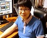"말문 막히면 원론부터" 대통령 기자회견 조작사진 윤서인, 고발 당해