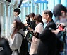 서울, '마스크 안 쓰면 대중교통 승차 거부' 못박는다