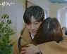 '여신강림' 차은우♥문가영, 과거 폭로 위기 극복..이마 키스 [종합]