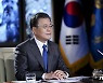 문대통령 국정지지율 38%..지난주보다 1%p 상승-갤럽