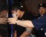 조국 5촌 조카 조범동 2심도 징역 4년 "권력형 비리는 아니다"