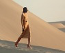 안토니 바카렐로가 이끄는 생 로랑의 2021 S/S 컬렉션