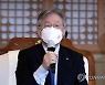 이재명 "보편·선별·보상 등 필요하면 모두 시행해야"