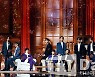 [TD포토] 세븐틴 '무대가 꽉 차네'