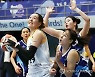KB, PO 2차전서 신한은행 꺾고 3회 연속 여자농구 챔프전 진출(종합)