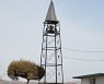 [DMZ, 평화의 사람들] 통일촌에 울리는 교회 종소리