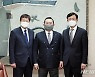 구자열 회장 "반도체 공급망, 정부차원 대응"..靑에 요청