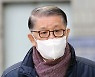 '2200억대 횡령·배임' 혐의 최신원 첫 재판서 7개 혐의 대부분 부인(종합)