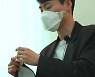 '공급 과잉' 마스크, 틈새시장 공략으로 활로 찾다
