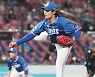 7회말, 다승 1위 원태인이 타격 1위 강백호를 이겼다 [스경x승부처]