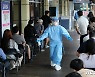 오후 11시 1630명 확진..수도권 1220명 '휴일효과 無'(종합3보)