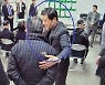 '미국 도피' 문흥식 귀국..광주 재개발 비리 수사 속도낼 듯