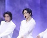 '美의 대명사' 방탄소년단 지민, 예고 전체수석 현대무용 전공자의 '리얼 블랙스완'..日유명 만화작가도 '감탄'