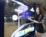 LG디스플레이, 코엑스 주차장에 투명 OLED 설치..카카오모빌리티와 협력