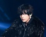 방탄소년단 뷔, '사클' 올린 6곡..총 5억 400만 스트리밍 '대기록'